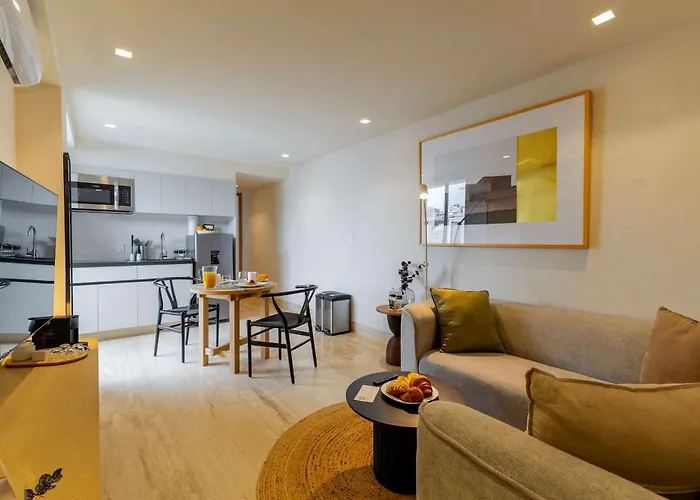 Capitalia Inspiring Balcony With Ac & Fast Wifi Apartment *